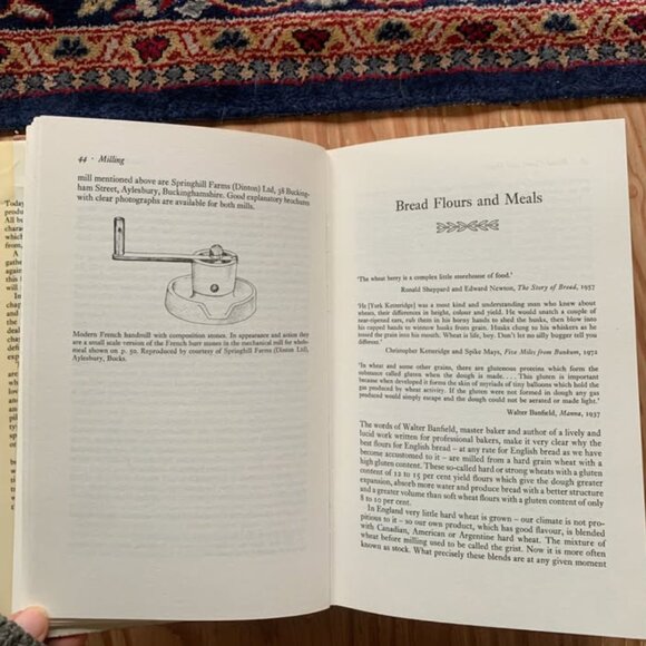 Bread making book bible! English Bread and Yeast Cookery Elizabeth David 1977 ha - Picture 5 of 6